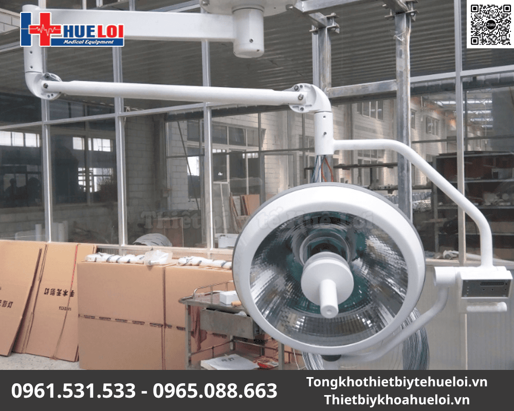 Đèn Phòng Mổ Treo Trần Giá Rẻ – Bóng Halogen Không Hắt Bóng 9 đèn phẫu thuật