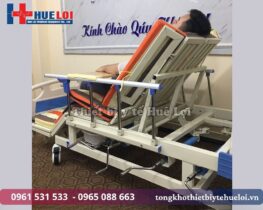 giường y tế có bô và chậu gội